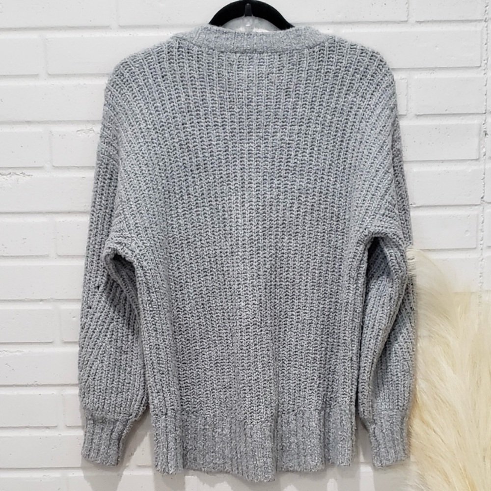American Eagle | Gray Chunky Knit Cardigan Sweater - Picture 5 of 5